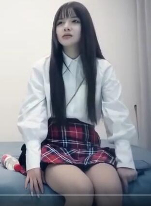 极品00后JK制服美少女,萌妹小仙女