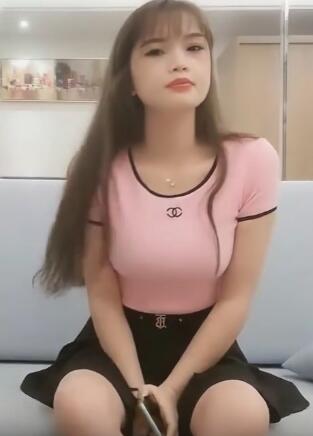 小陈头约到萌妹子