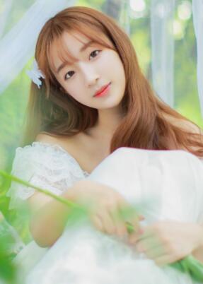 美女如云