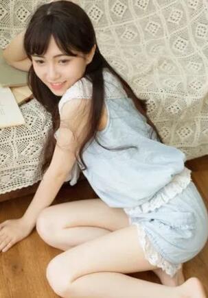 晨妤小美女