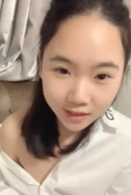 童颜少女为了买手机上网约会