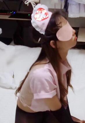 被史莱姆包裹的八重神子游戏