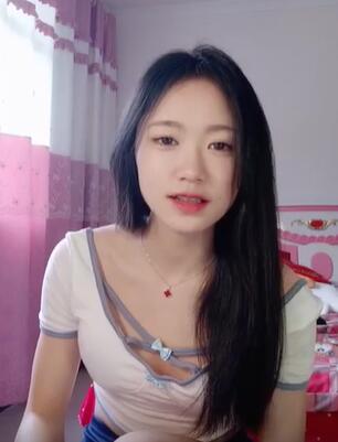纯欲系颜值美女小短裤