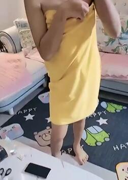 妹子露脸伺候小哥有人拍有人干