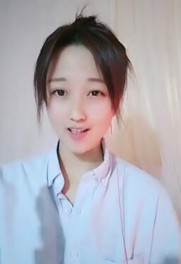 迷人的小少妇全程露脸大秀直播