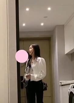 粉红君重金花约外围大学生兼职貌美如花温柔可爱