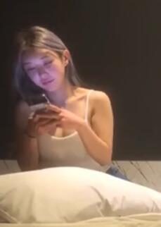 金小胖约长得像明星李珠彬的精灵女