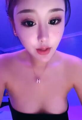 非常漂亮的大秀主播盛世容颜