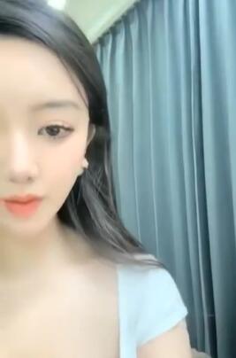 漂亮女主播星星会发光直播大秀