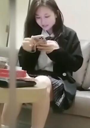 91沈先生约长相清纯JK装短裙妹子