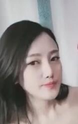 漂亮的女邻居来我家约会