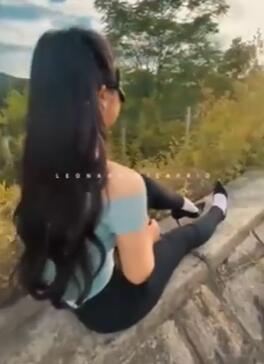 超顶亲姐姐户外在铁路旁晚上在公园