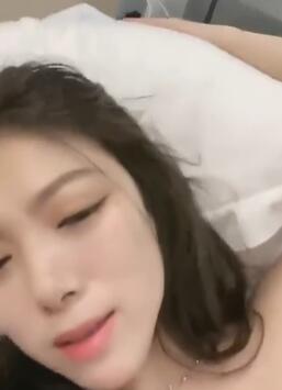 双人火遍全网~女神回归40万人气