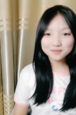 身材白嫩超甜美小妹给大家秀一波