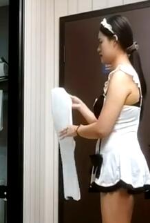 赵先生约女仆装女技师全套服务
