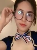 双人漂亮眼镜少妇和男友大秀