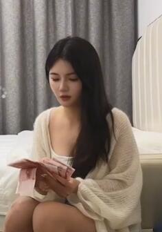 志平哥酒店3000块约邻家小少妇