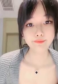 细腰美腿苗条身材美女徐艺诺居家大秀
