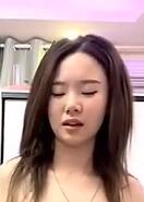 长发豹纹短裙00后小姐姐大秀