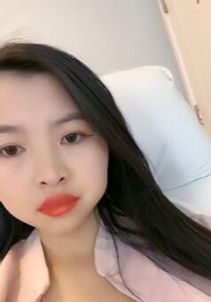 长腿长发美少妇专业设备直播