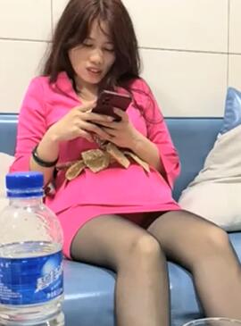 瘦猴先生约良家小少妇一顿输出中场休息