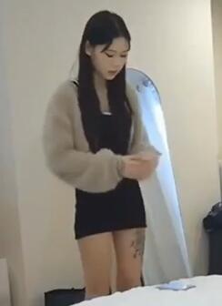 91C仔团伙约个身材玲珑的零零后嫩妹