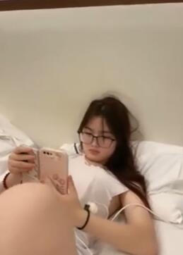 清纯眼镜妹特别粉嫩紧致特写