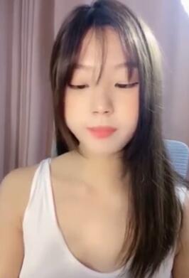 死库水尤物美少女外表清纯甜美