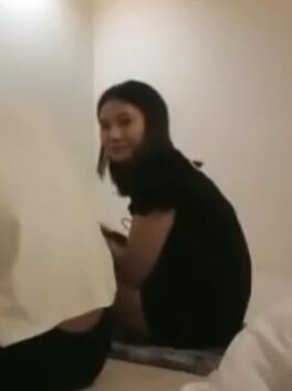2对小夫妻聚会