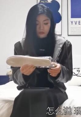 新片速递大神酒店约长得像某女星的颜值红唇御姐气质美人