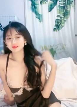 美到爆炸的10级甜美小姐姐