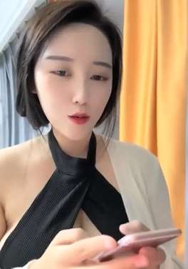 178小宝贝黑丝露脸短发气质女神
