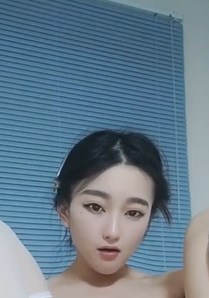 白丝高跟疯狂的女神学妹露脸跟大哥大秀
