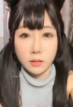 童颜二次元美少女露脸大秀