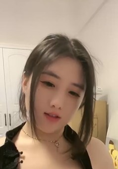 素颜女友妹子卧室表情动人一字马大秀