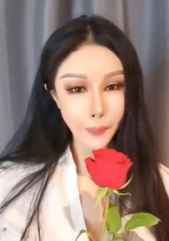 田冰冰私拍带刺的玫瑰大秀身体颤动