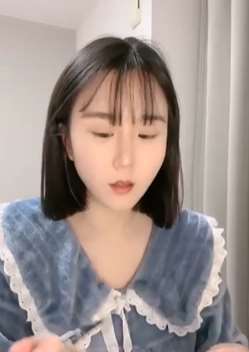 气质短发美少女粉嫩超柔软