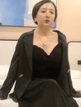 小宝约已为人妇前车模