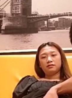 约和甜美御姐的亲密接触