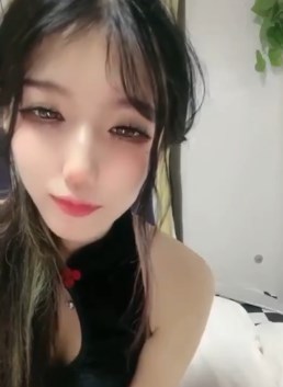 极品御姐笑容满面妩媚妖娆