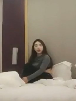 一哥约漂亮外围女