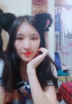 极品学妹露脸制服和小哥各种体位大秀直播