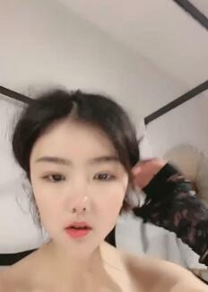 高颜值漂亮可能小美女和男友精彩露脸大秀