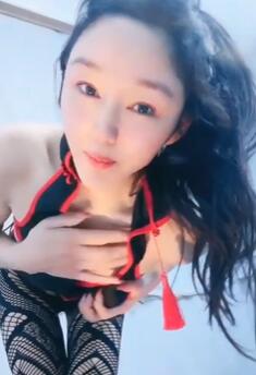 气质迷人少妇全程露脸丝袜大秀