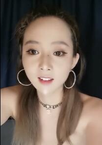 大耳环极品妹子露脸和小伙大秀