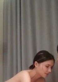 小宝佳作不断约00后大圈女神相伴表情扭曲