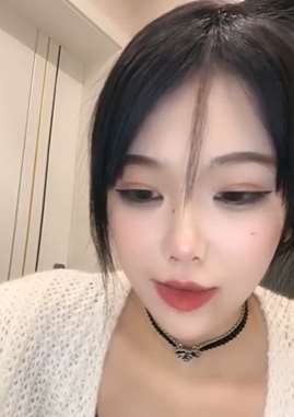 女神尤物露脸来袭火辣艳舞电臀展示