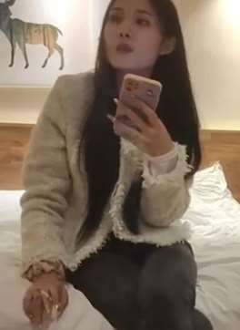 瘦子酒店高价约极品气质女神兼职外围身材完美