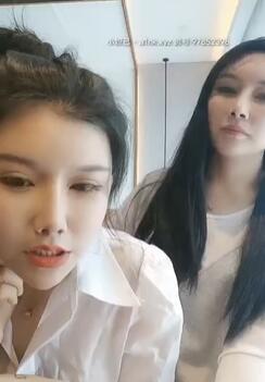 新一代女探花和闺蜜一起用玩具香艳场面