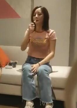 漂亮黑丝轻熟女快点用力顶我再深一点